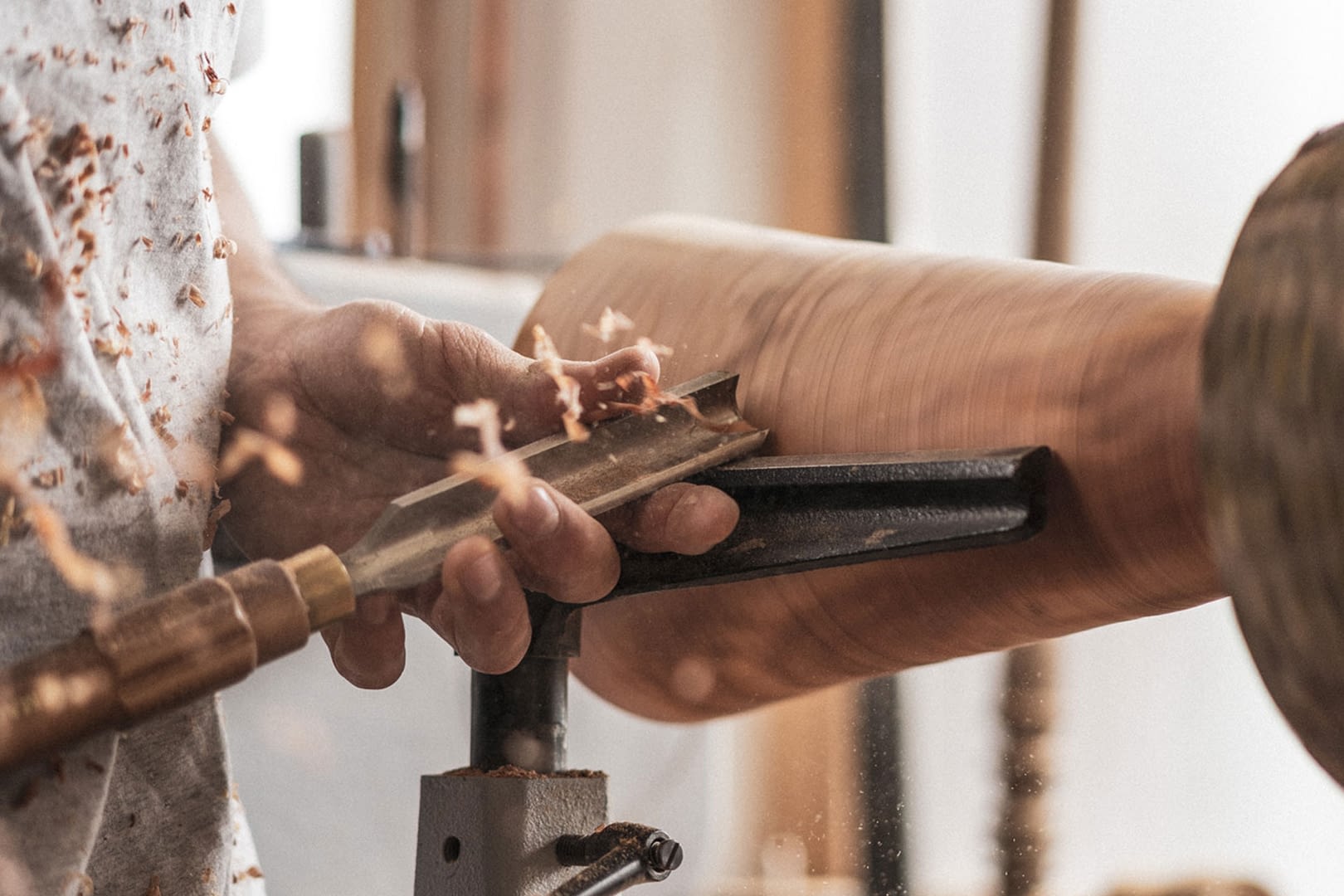 Möbelmeier_Feldkirch_Handwerk_in_Perfektion_Tischlerei_Kurt_Meier_drechseln