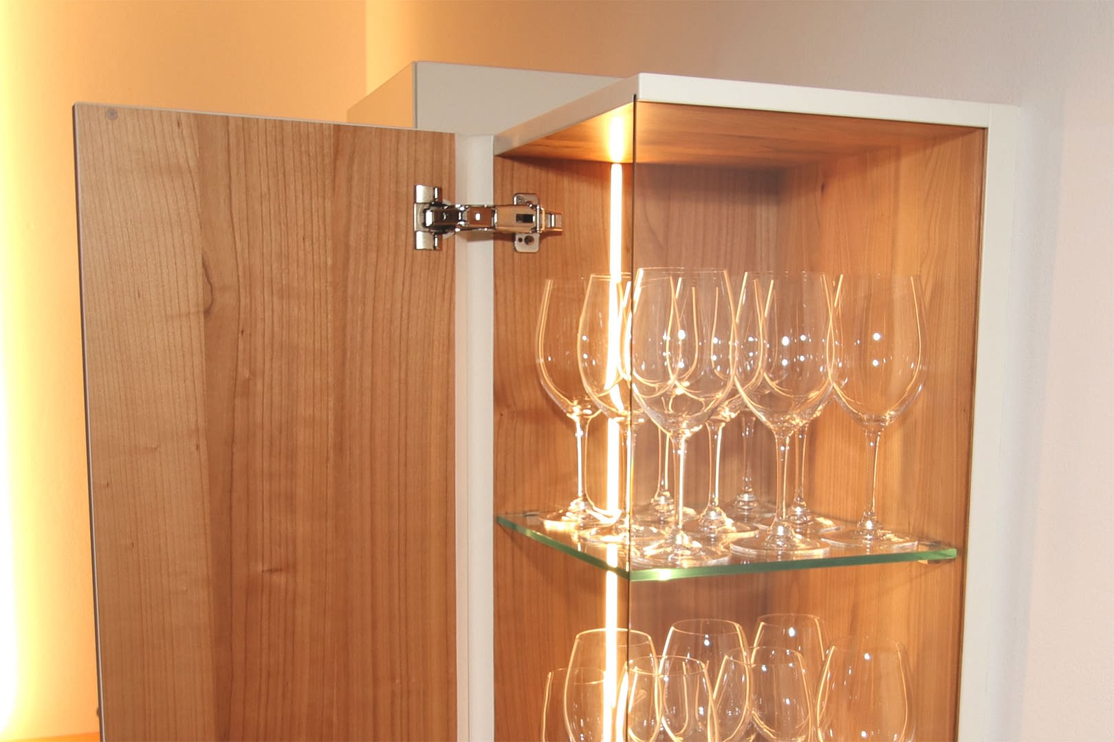 moebelmeier-tischlerei-kurt-meier-feldkirch-vorarlberg-wohnen-wohnbereich-moebeltischler-qualitaet-design-aesthetik-01